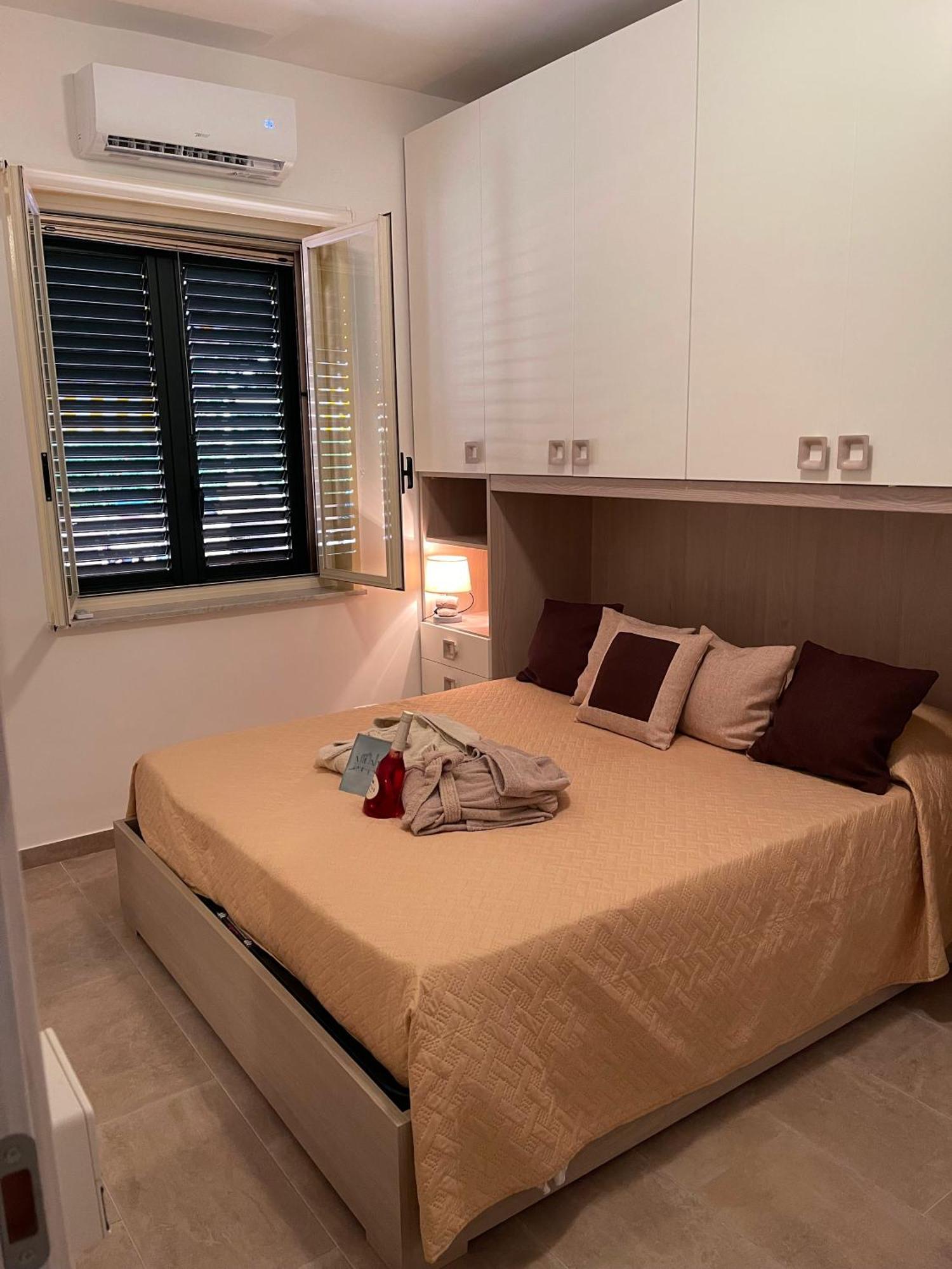 Casa Vacanza Giardini Naxos Taormina Miranaxos Exterior photo